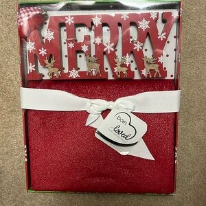 NWOT red sparkly Christmas baby blanket and "MERRY" wooden decor